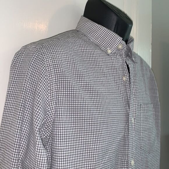 Gap gray/white small checked button collar shirt - Picture 4 of 10